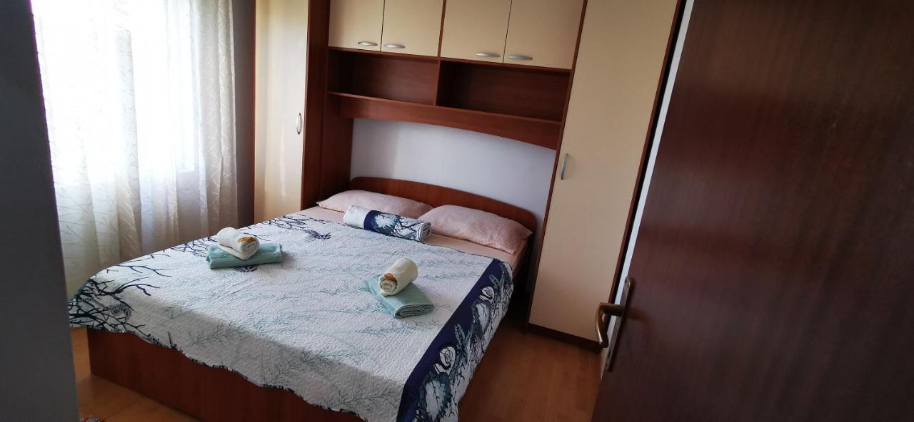Apartmani Marija Kolan Extérieur photo