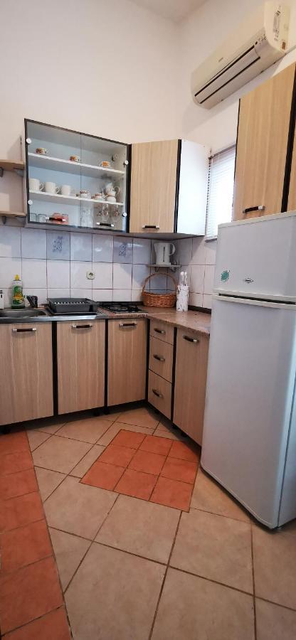 Apartmani Marija Kolan Extérieur photo
