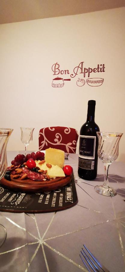 Apartmani Marija Kolan Extérieur photo