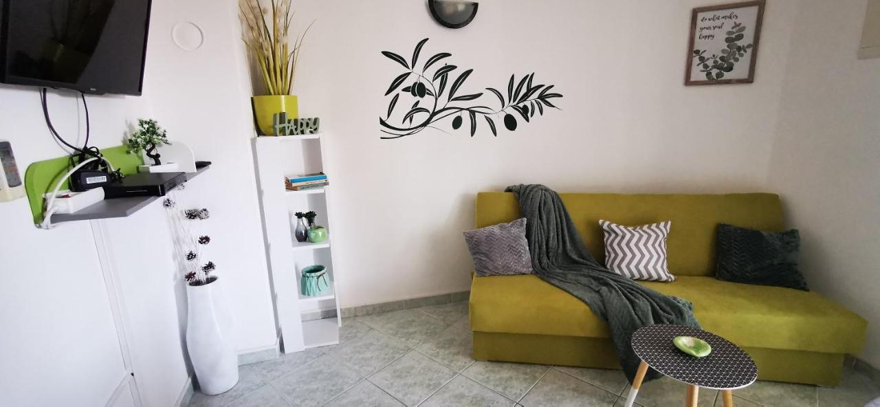 Apartmani Marija Kolan Extérieur photo