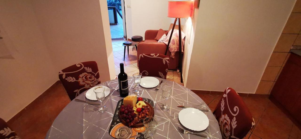 Apartmani Marija Kolan Extérieur photo