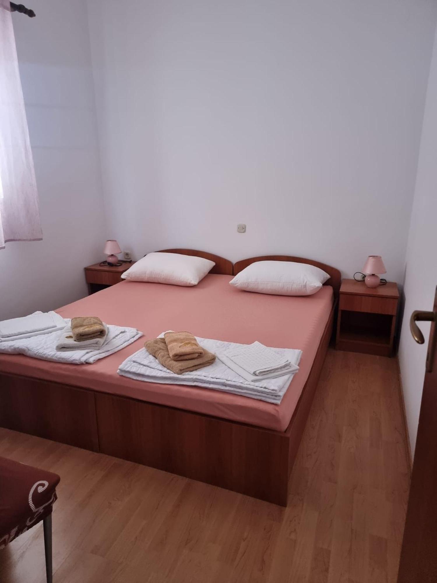 Apartmani Marija Kolan Extérieur photo